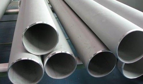 Stainless steel seamless pipes and Tubes